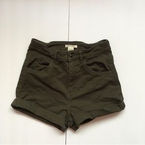 Olive Hi Waisted Shorts